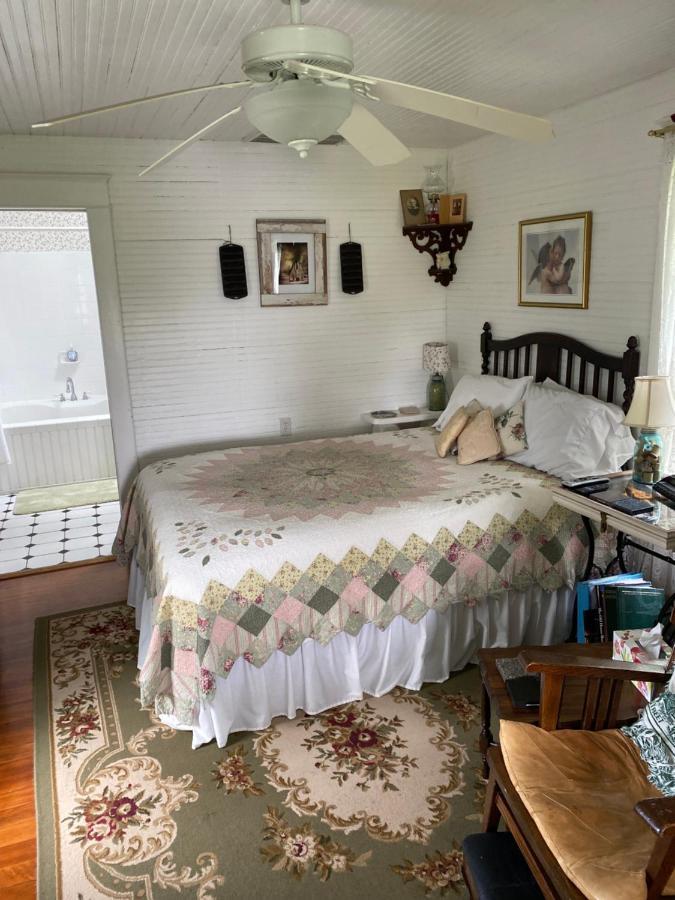 Victorian Lace B&B Marion Екстериор снимка