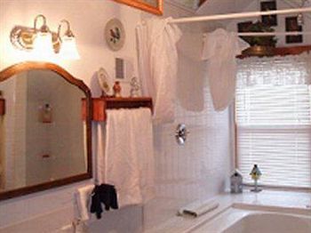 Victorian Lace B&B Marion Екстериор снимка